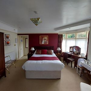 Twin Room Shower